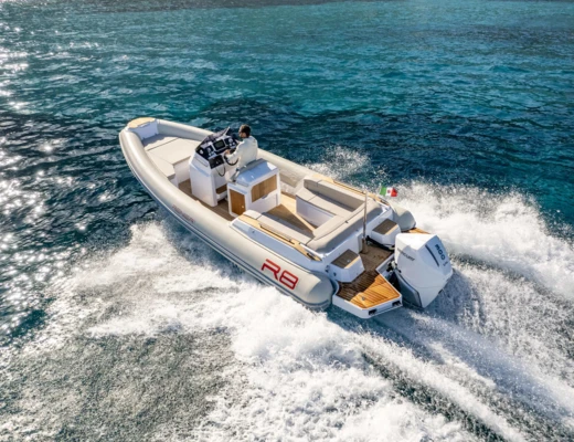 Renier R8 Tourer