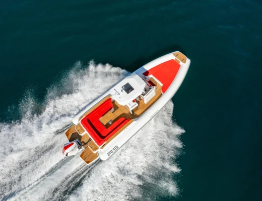 Renier R9 Tourer