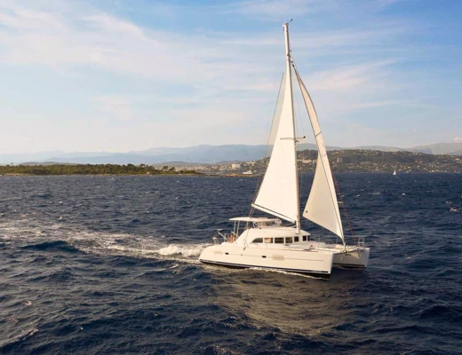 Lagoon 380