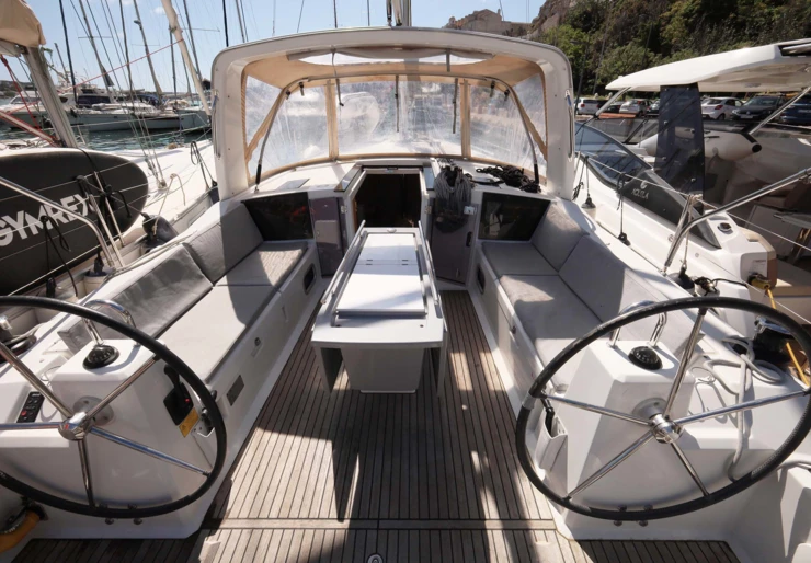 Oceanis 41.1 Puerto de Mahón | BARBANEGRA