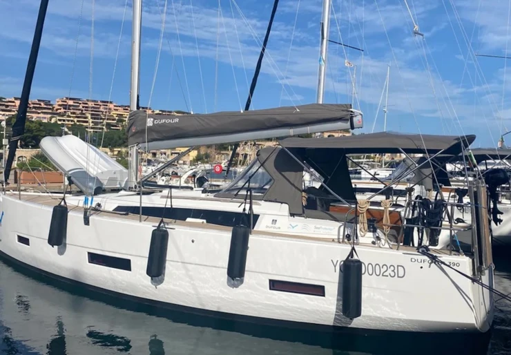 Dufour 390 GL Port de Portisco | Yaya