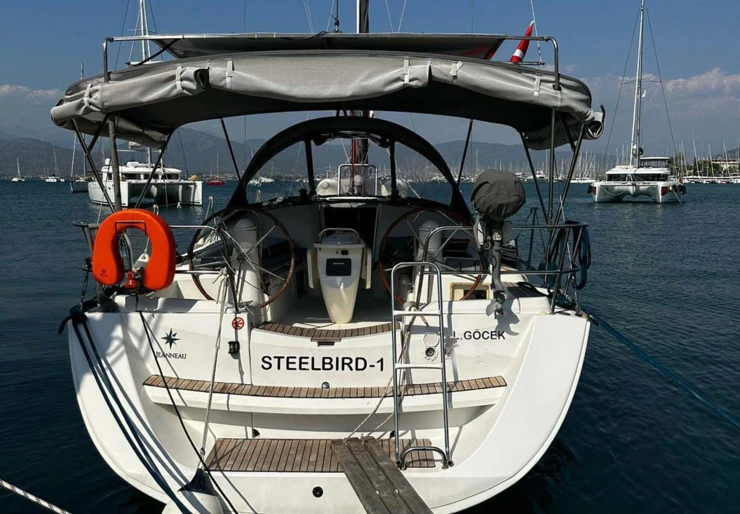 Sun Odyssey 39i Hafen von Göcek | Steelbird