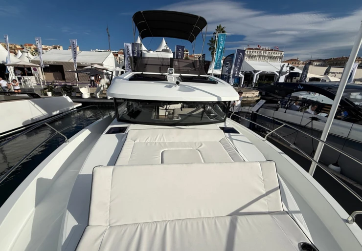 Swift Trawler 37 Fly ACI Marina | NAVA