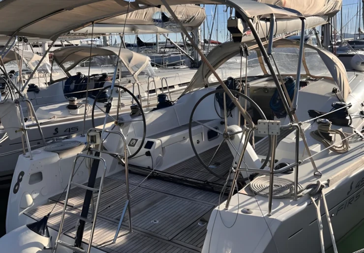 First 45 Marina Kastela | Hera II