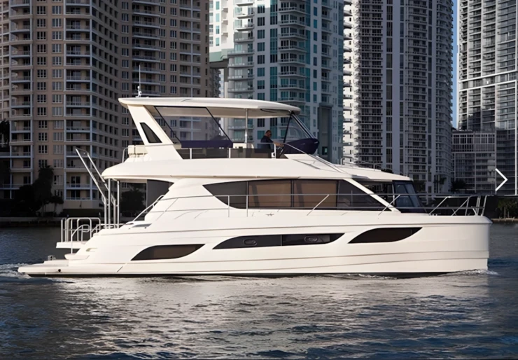 Aquila 48 Puerto de Tortola | ThreeQuartersFull