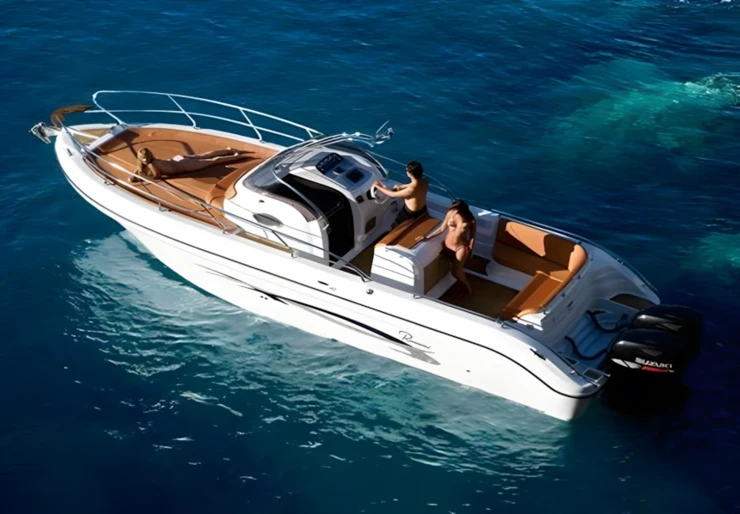Ranieri Shadow 30 Olbia harbour | 