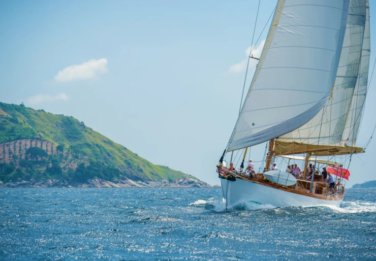 SY Aventure Yacht Haven |