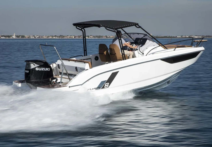 Flyer 8 Sundeck Port de Hyères | EAU D\ IRIS