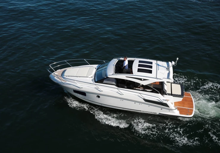 Grandezza 34 OC ACI Marina | OTTI