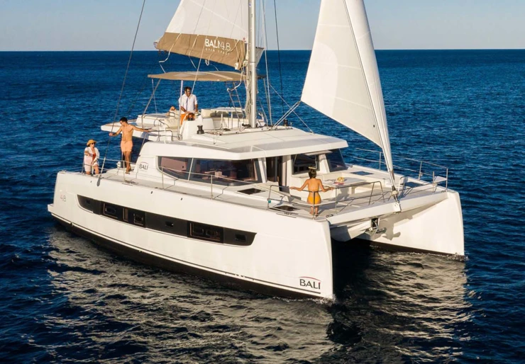 Bali 4.8 Marina Bas-du-Fort | WHITNEY