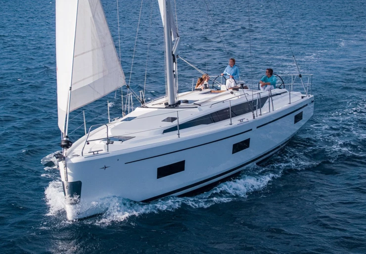 Bavaria C42 Castellammare di Stabia | Olivia