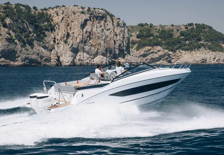Flyer 10 Port de Hyères | CAPE COD