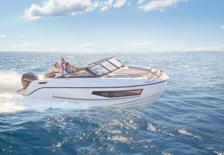 Quicksilver Activ 755 CR Marina Frapa | 