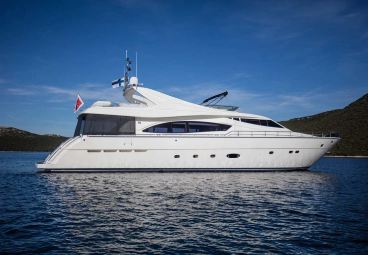 Ferretti 880 Puerto de Lefkas | ESTIA YI