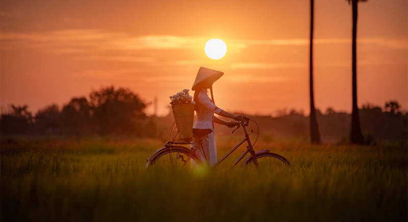 Cycling through the Vietnamese countryside