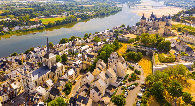 Survol en hélicoptère : la Loire vue du ciel