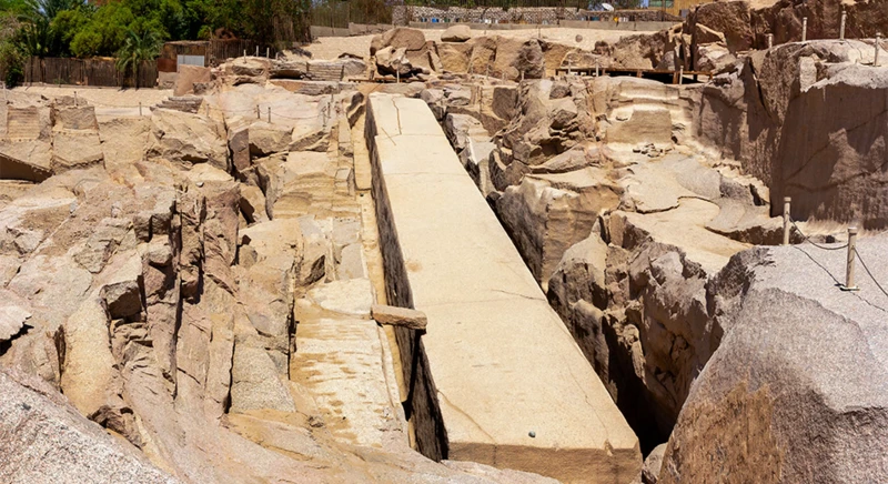 Visite de l'obélisque inachevé d'Assouan