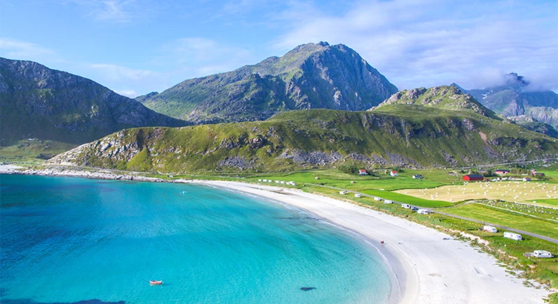 Randonnée sur les plages des îles Lofoten