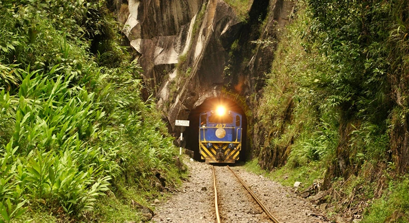 Trajet en train vers le Machu Picchu