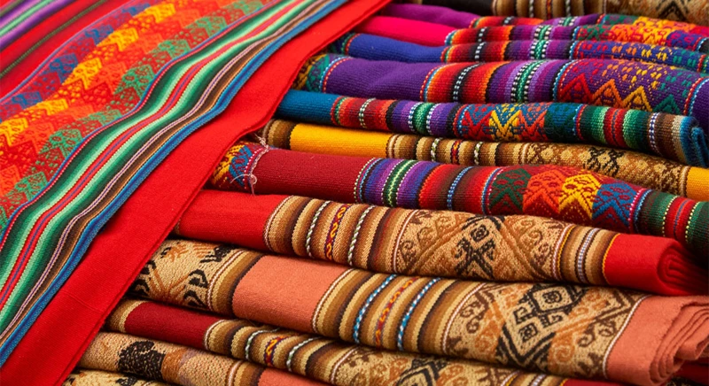 Visite du musée du textile de Sulca