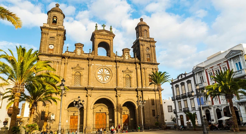 La plaza de Santa Ana