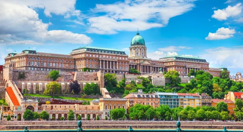 Randonnée sur la colline du château de Budapest