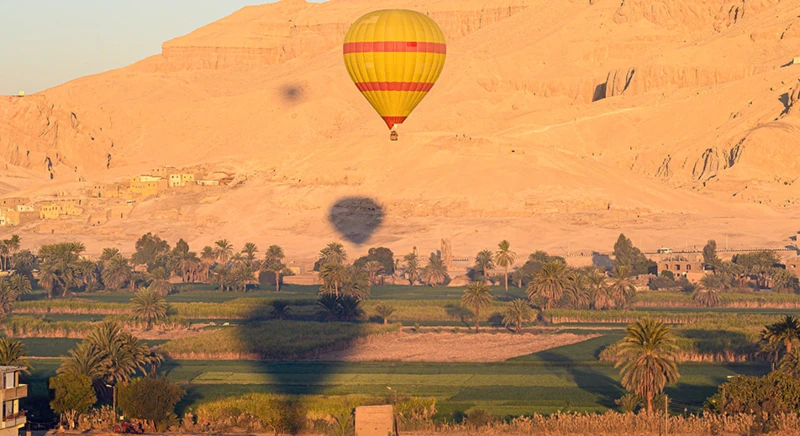 Louxor en montgolfière