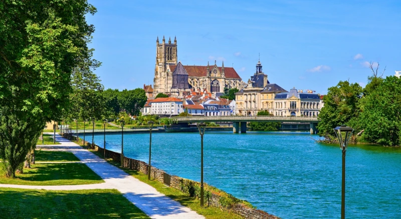 Visite guidée de Meaux et dégustation de fromage