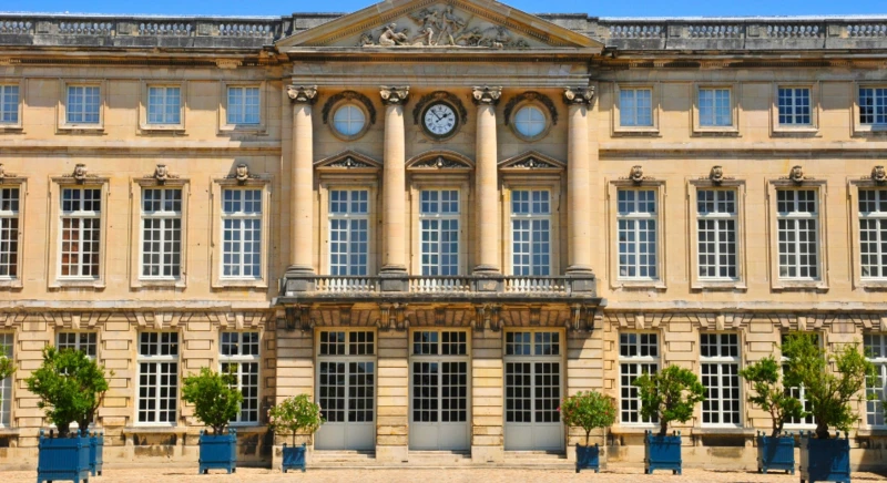 Compiègne, le musée mémorial de l'Armistice et le château de Compiègne