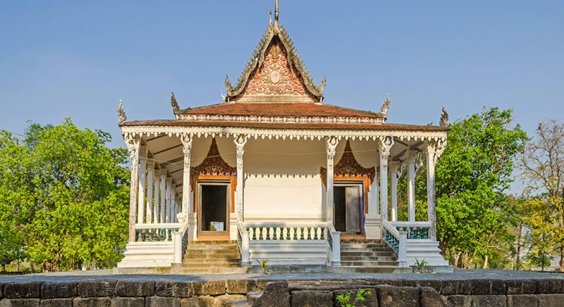 Découvrez Kampong Tralach