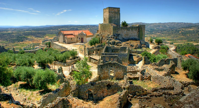 Castillo de Marialva y almuerzo