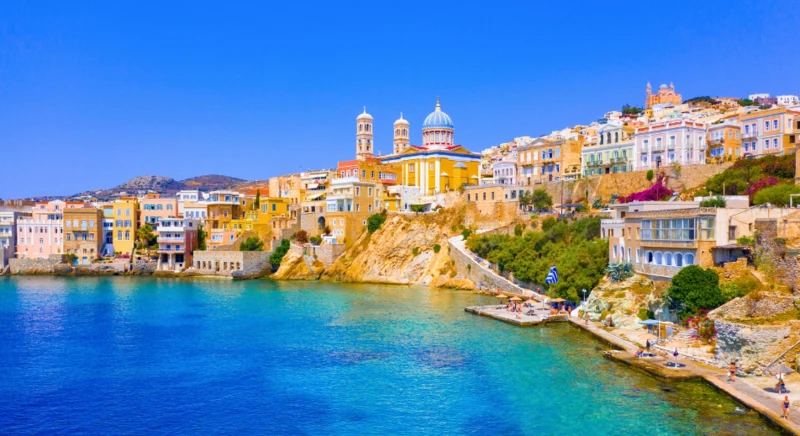Syros : aristocratie, élégance et concorde