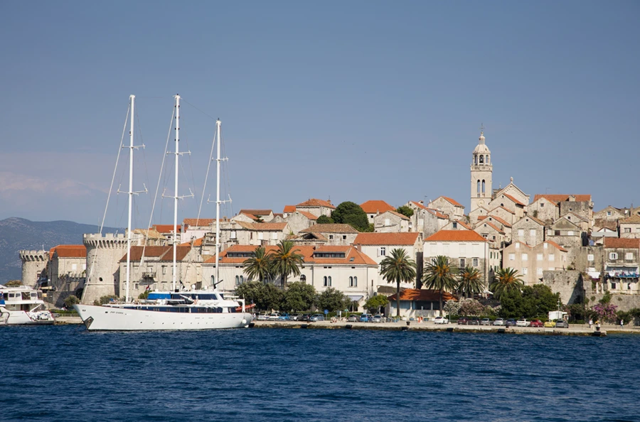 Du Péloponnèse à la mer Égée : voyage épicurien à la découverte des vins et merveilles de la Grèce