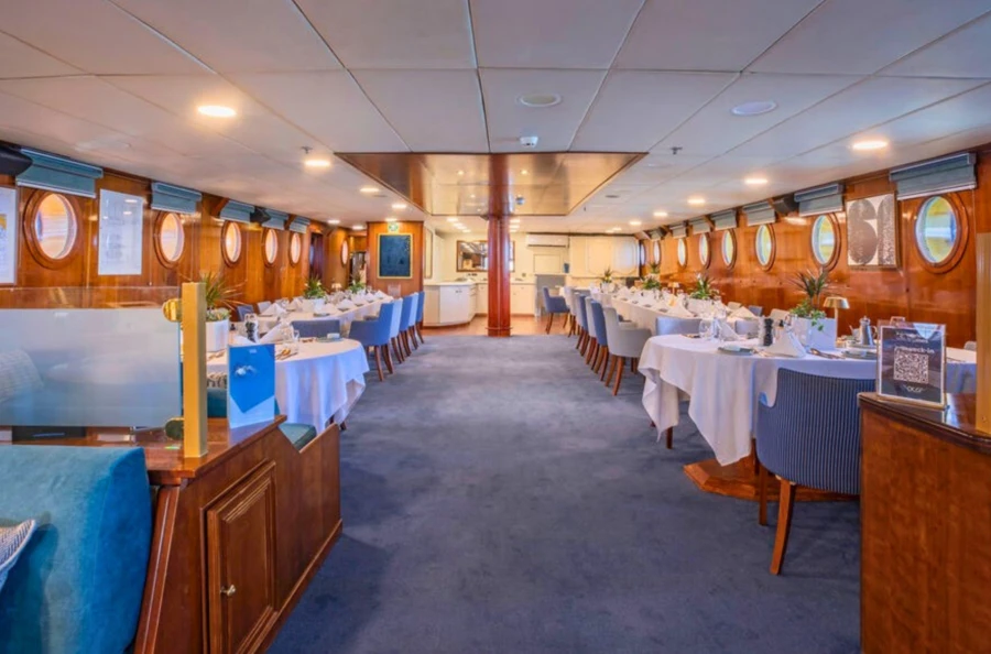 Cyclades authentiques : croisière exclusive en mer Égée entre charme et sérénité des îles grecques