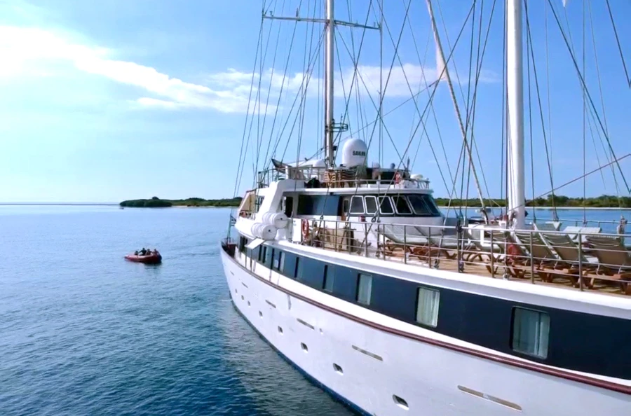 Rivages tropicaux : navigation de 12 jours entre Papeete, Moorea, Huahine et Bora Bora