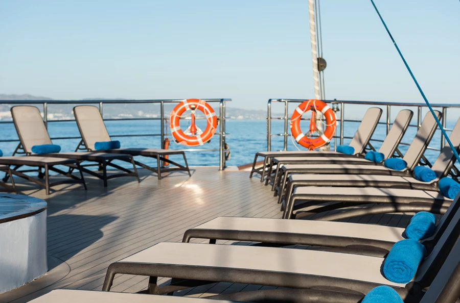 Rivages tropicaux : navigation de 12 jours entre Papeete, Moorea, Huahine et Bora Bora