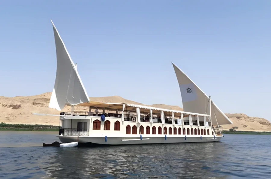 Circuit exceptionnel au fil de l'histoire égyptienne : 7 jours à bord d'un dahabieh et 3 nuits au Caire