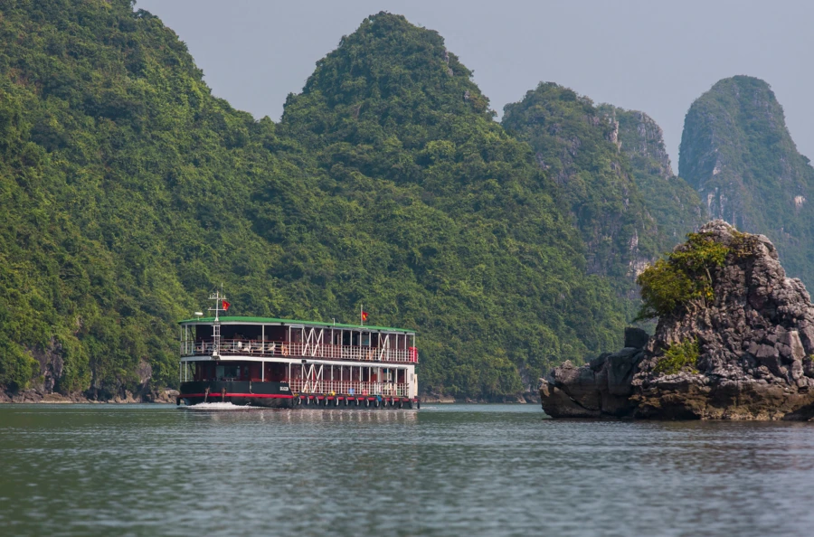 Baie d'Halong et Fleuve Rouge