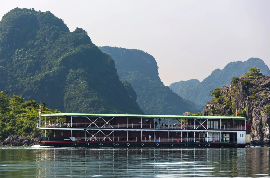 Baie d'Halong et Fleuve Rouge