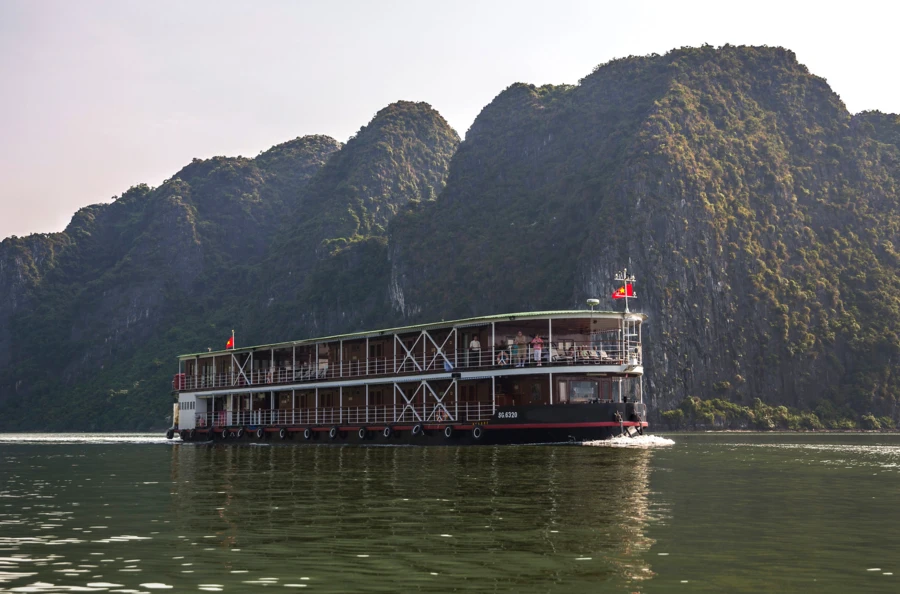 Baie d'Halong et Fleuve Rouge