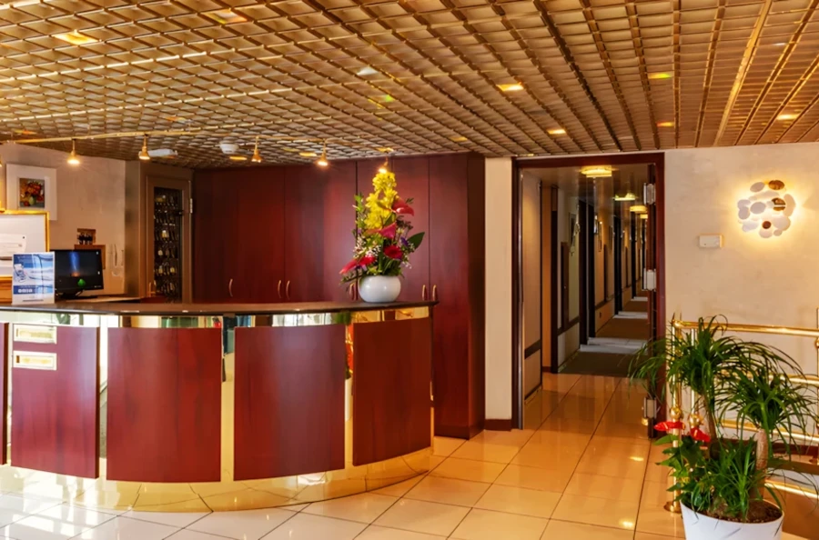 Strasbourg, the floating jewel: an immobile cruise in the heart of Alsace