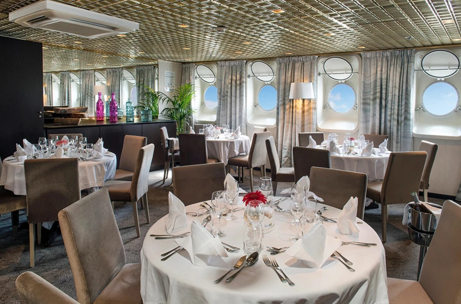 Croisière au départ de Malte vers la Sicile et Naples : un voyage entre art, histoire et paysages envoûtants