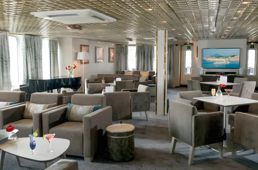 Croisière au départ de Malte vers la Sicile et Naples : un voyage entre art, histoire et paysages envoûtants