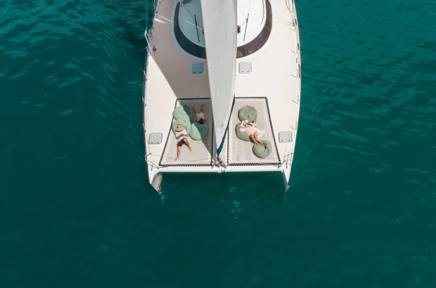 Luxe tropical : navigation d'exception entre Phuket, Koh Lanta, et Koh Phi Phi Ley