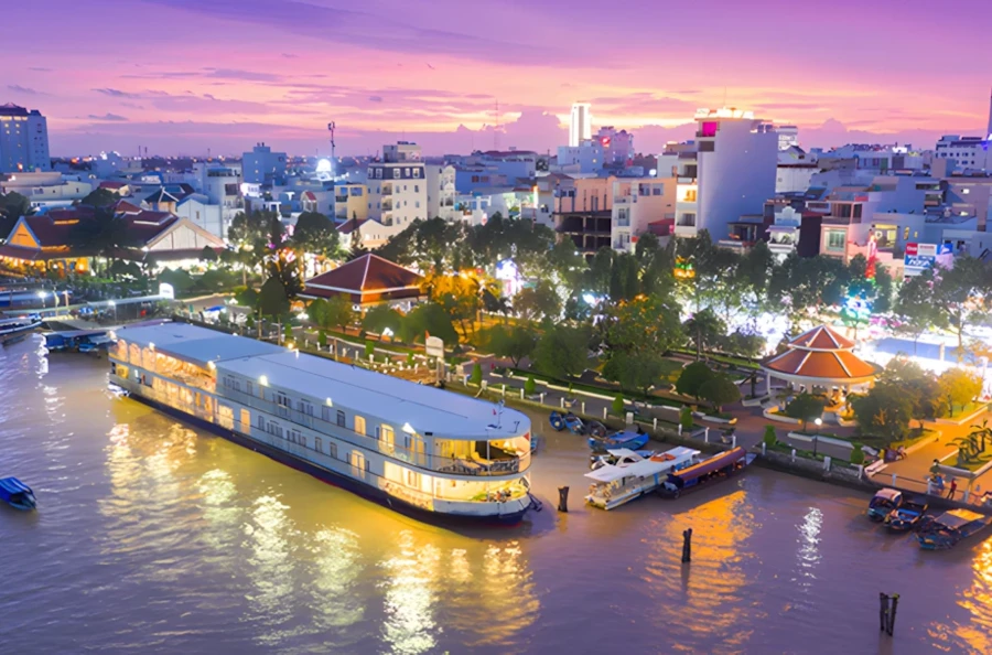 Grandiose et tradition dans cette croisière prestigieuse sur le Mékong : de Saigon à Siem Reap