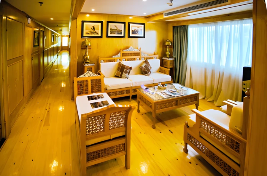 Escapade sur le Nil : navigation féérique entre Louxor et Assouan et escale au Caire