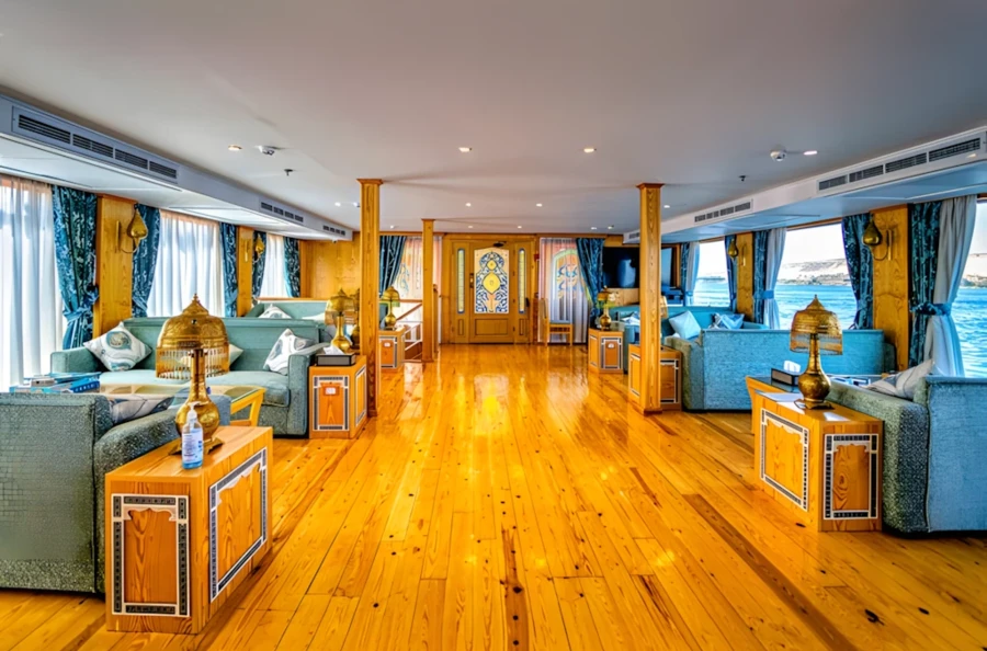 Escapade sur le Nil : navigation féérique entre Louxor et Assouan et escale au Caire