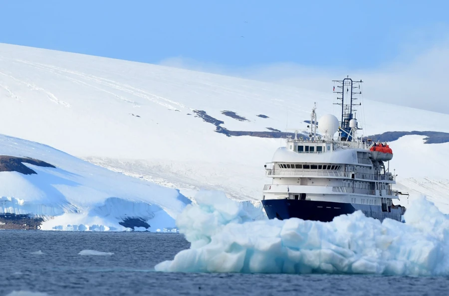 Patagonie, Terre de feu et Îles Shetland : expédition premium de 12 jours au cœur des terres sauvages de la Patagonie et de l'Antarctique