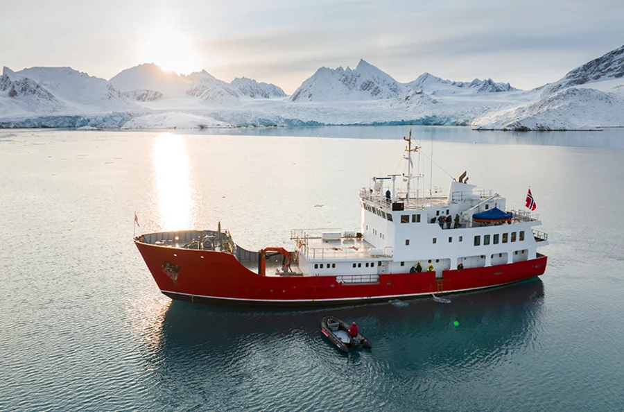 Retour à l'ère glaciaire : 10 jours d'exploration de la magnifique nature sauvage du Svalbard