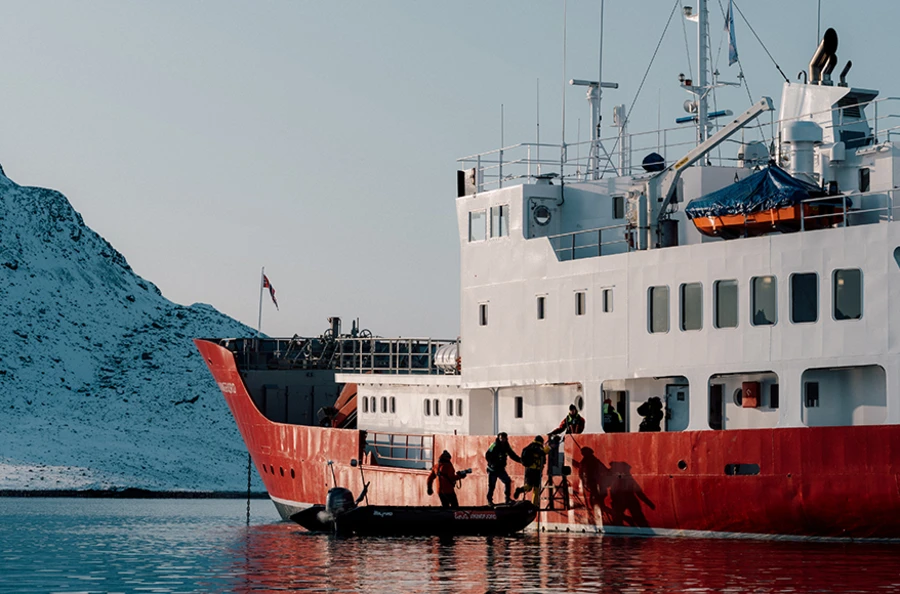 Retour à l'ère glaciaire : 10 jours d'exploration de la magnifique nature sauvage du Svalbard